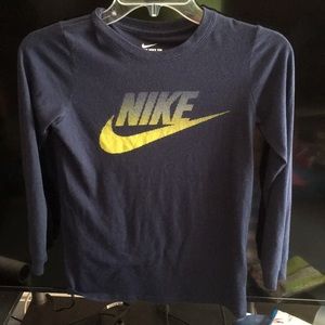 Nike long sleeve tee
